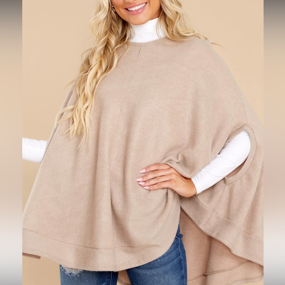 Beige poncho soft cape